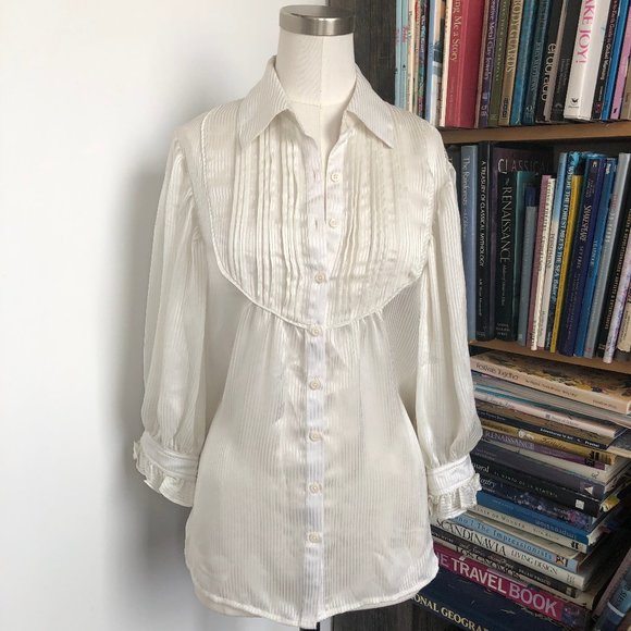 BCBGMaxAzria Jackets & Blazers - BCBG MaxAzria Romantic Blouse